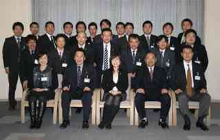 �����ψ���