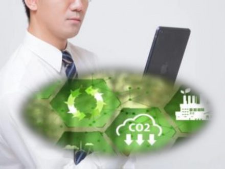 マニュアルの配布
(簡易的なCO2削減の取組事例)